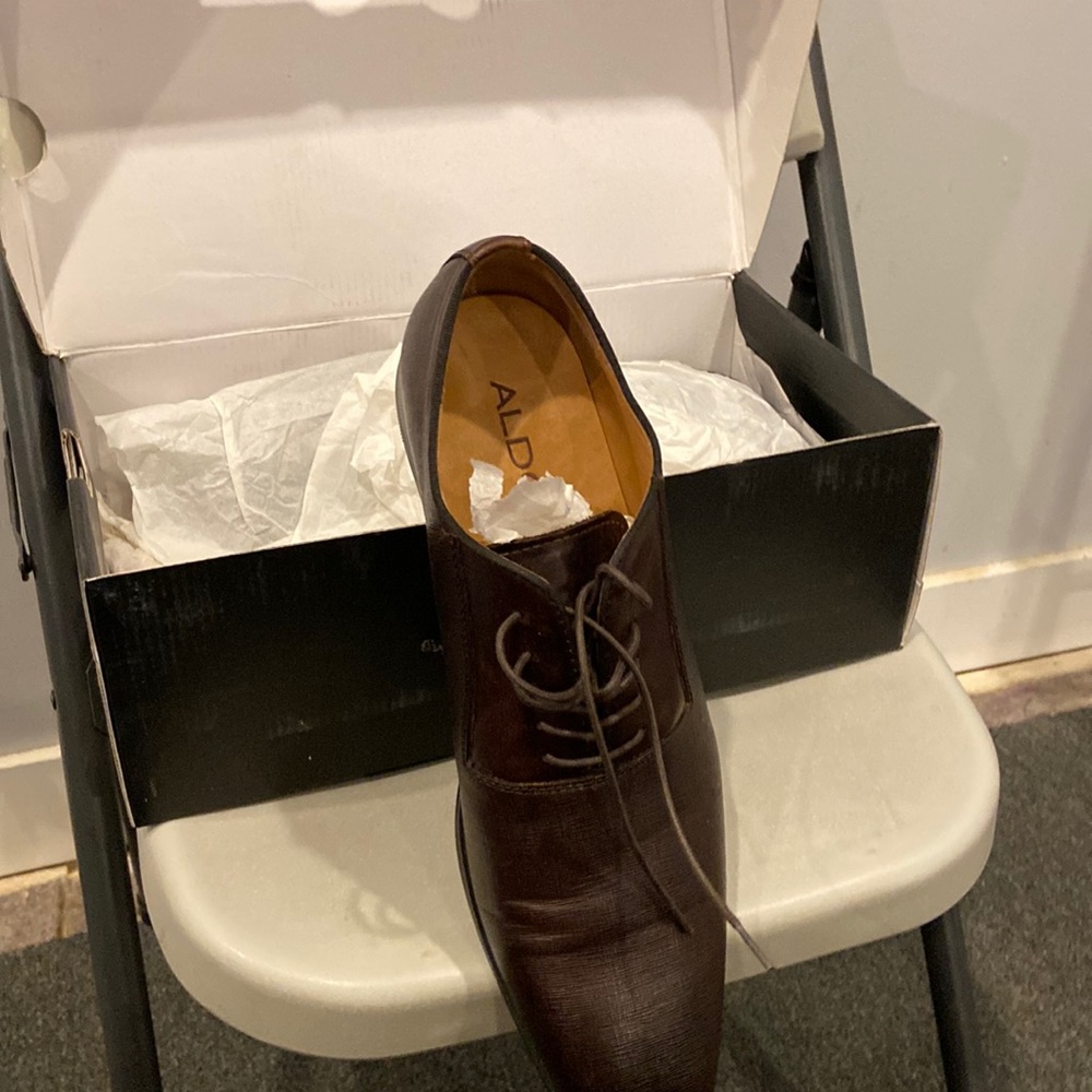 Men’s Brown Dress Shoes Size 12